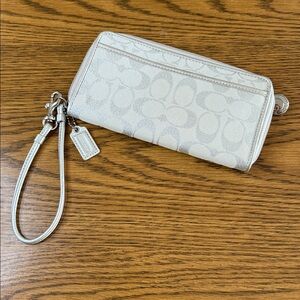 NOT FOR SALE Coach Metallic Wristlet Wallet